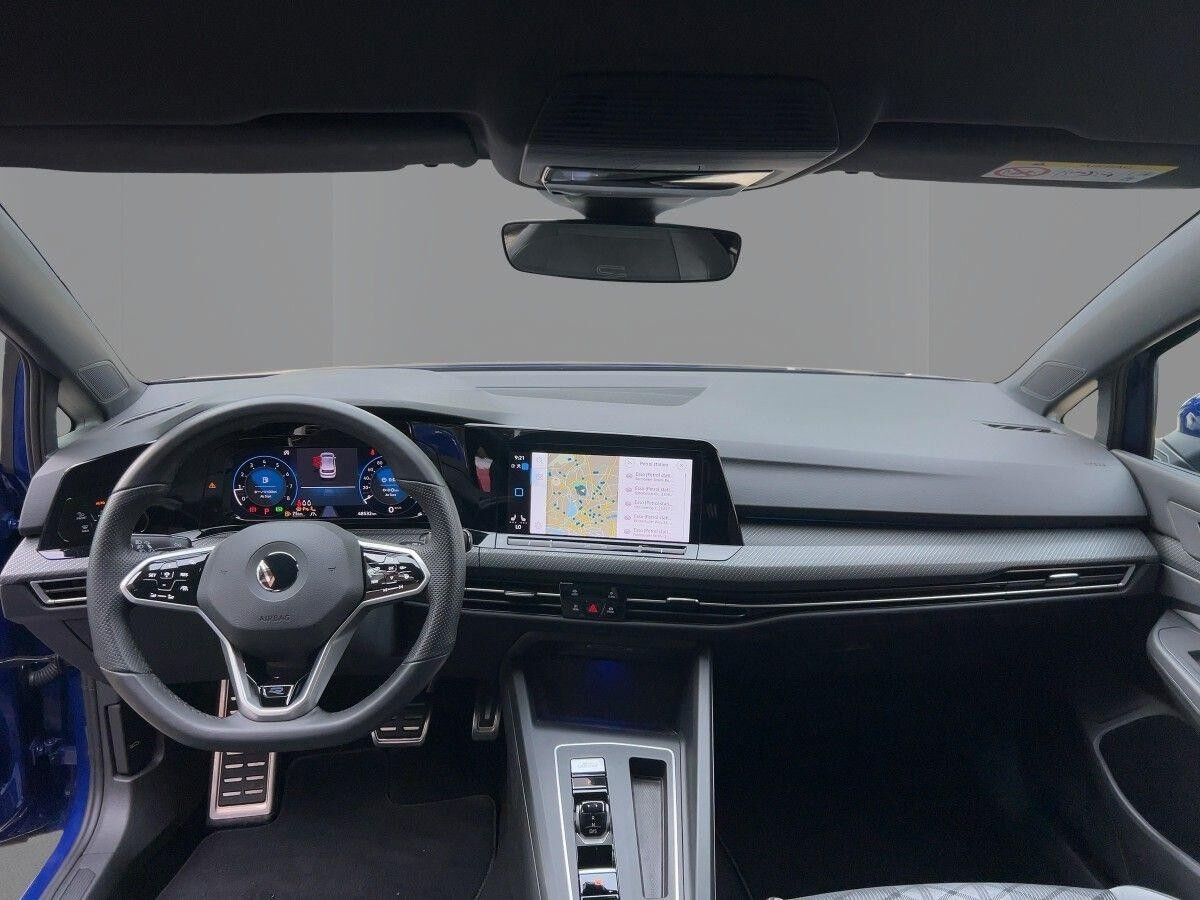 Volkswagen Golf VIII R-Line 2.0 TSI DSG KAMERA/ACC/LED/NAVI