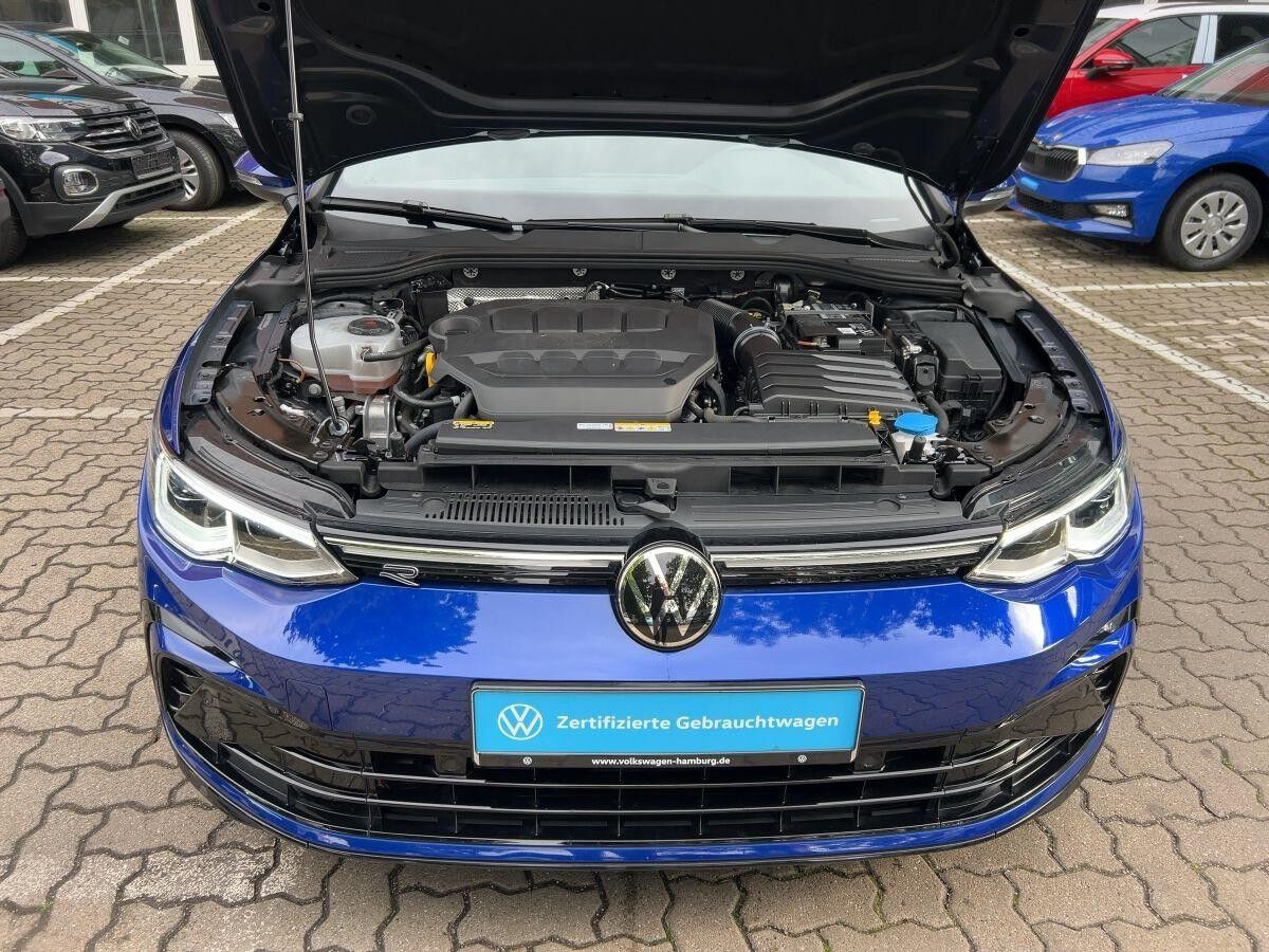 Volkswagen Golf VIII R-Line 2.0 TSI DSG KAMERA/ACC/LED/NAVI