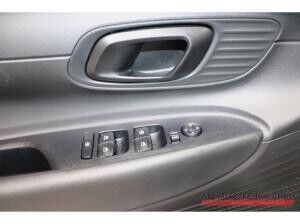 Hyundai BAYON Select 1.0 T-GDi M/T Navi ACC Apple CarPlay