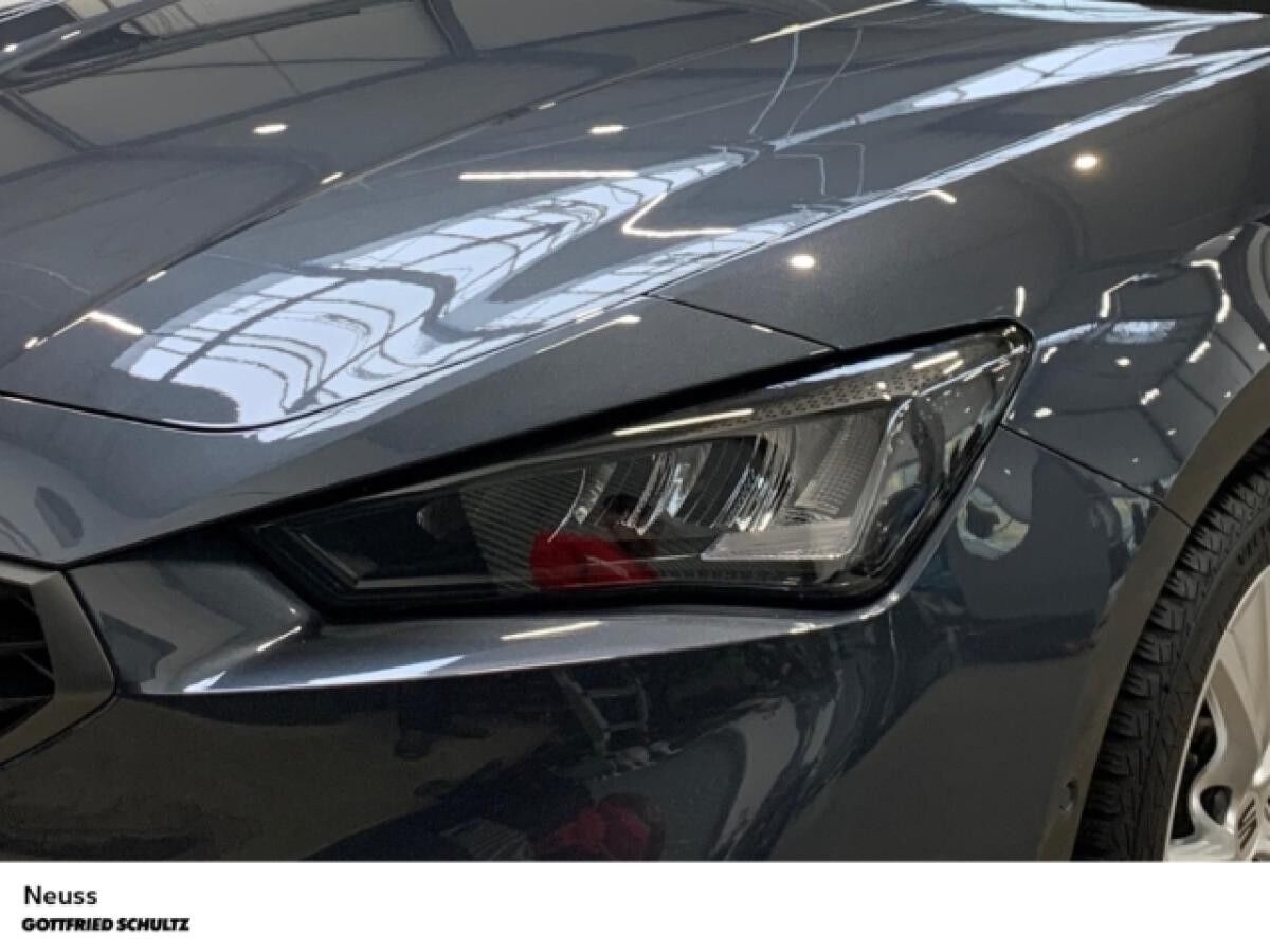 Seat Leon Sportstourer FR TDI DSG AHK NAVI SITZHEIZUNG EINPARKHILFE