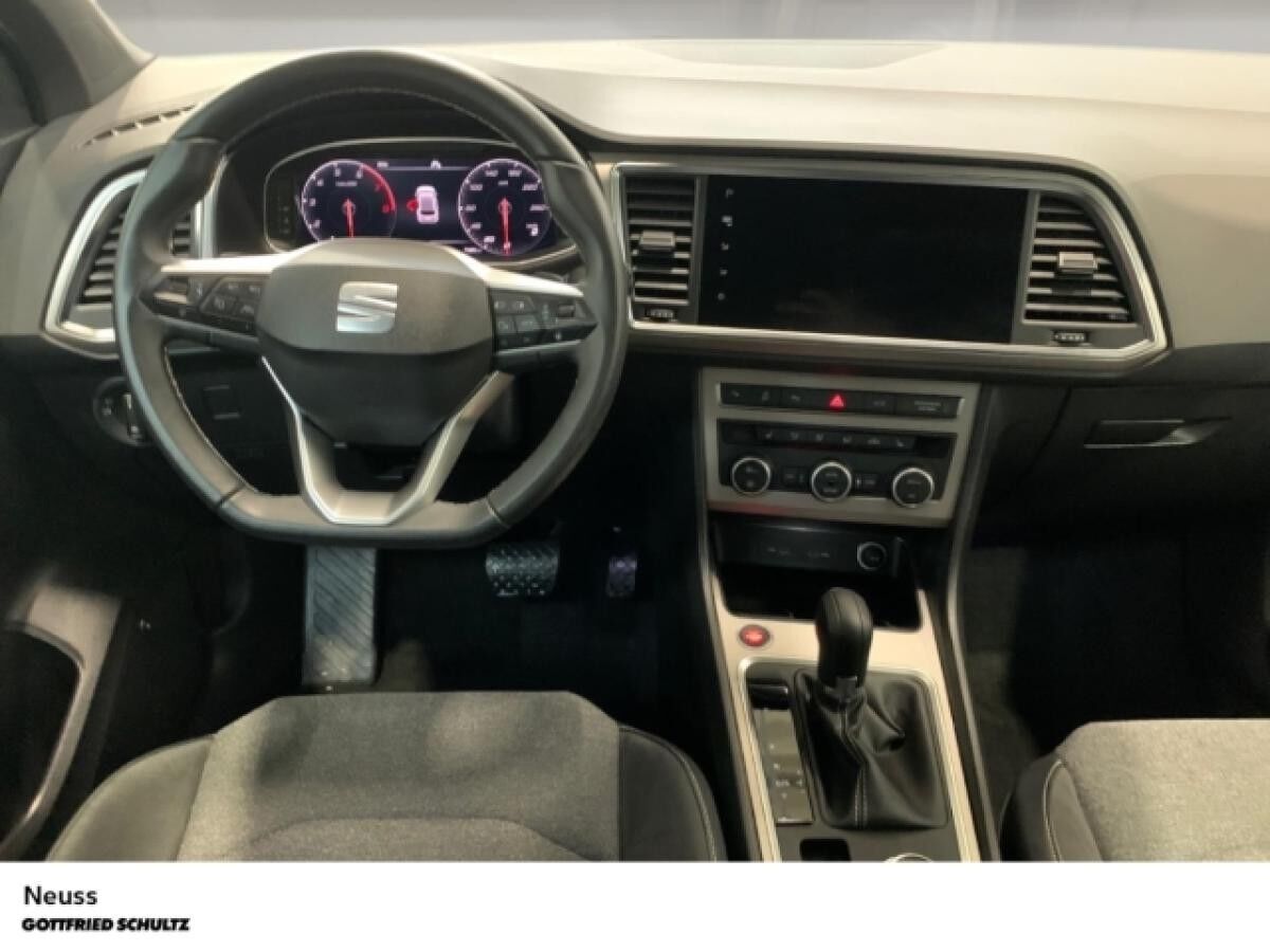 Seat Ateca XPERIENCE TSI DSG NAVI SITZHEIZUNG EINPARKHILFE LED