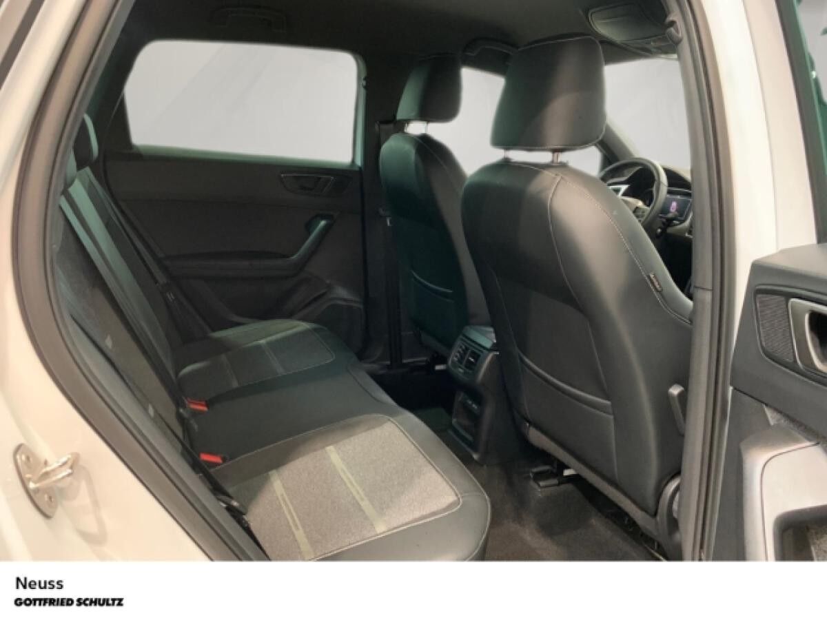 Seat Ateca XPERIENCE TSI DSG NAVI SITZHEIZUNG EINPARKHILFE LED
