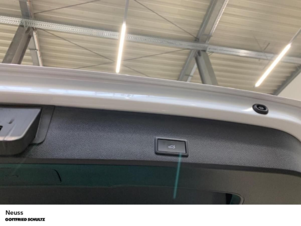 Seat Ateca XPERIENCE TSI DSG NAVI SITZHEIZUNG EINPARKHILFE LED