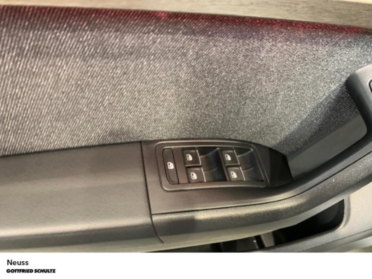 Seat Ateca XPERIENCE TSI DSG NAVI SITZHEIZUNG EINPARKHILFE LED