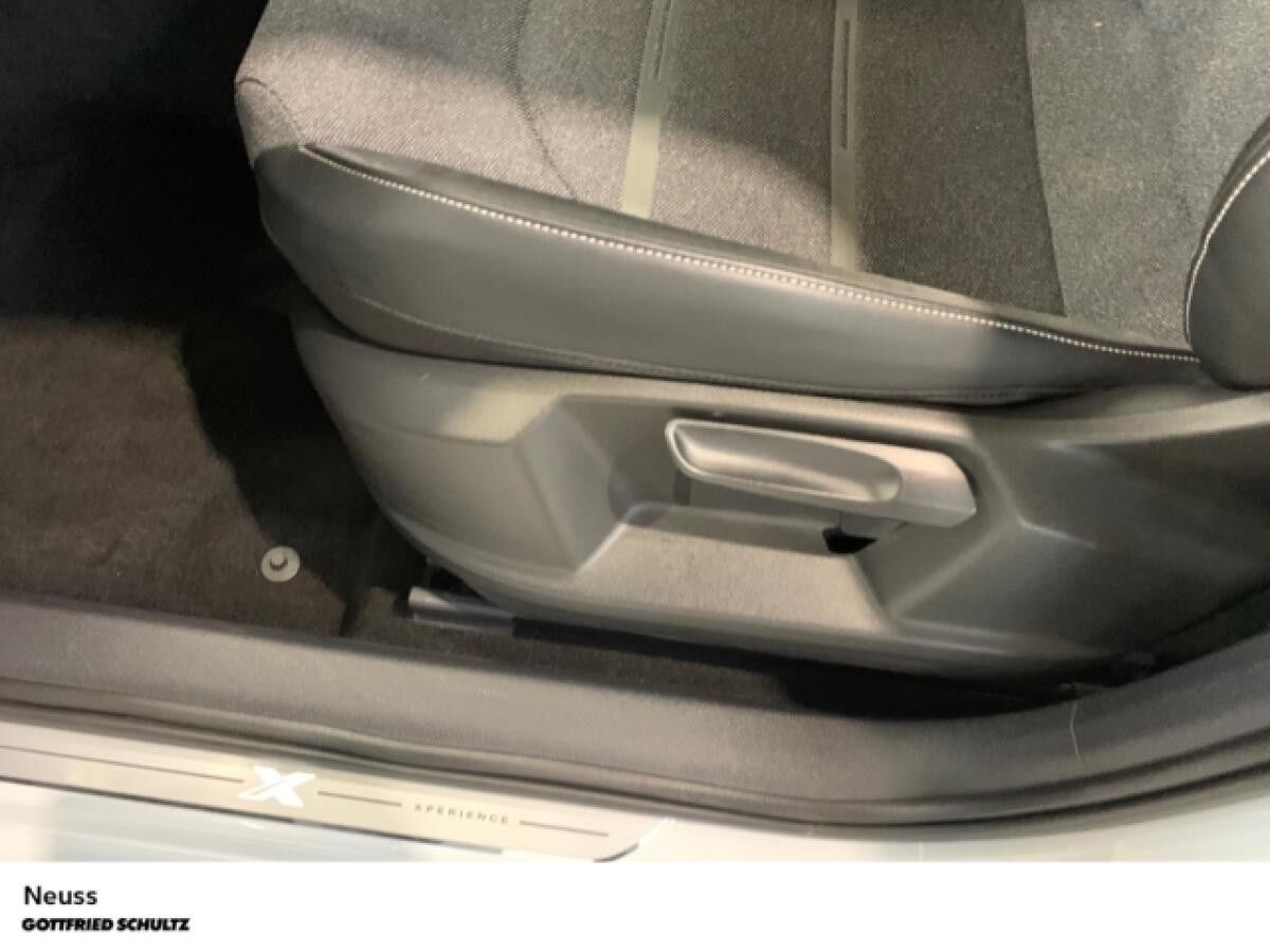 Seat Ateca XPERIENCE TSI DSG NAVI SITZHEIZUNG EINPARKHILFE LED