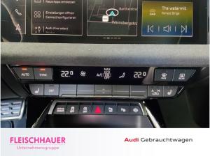 Audi RS3 Sportback 2.5 TFSI quattro S tronic *SONOS*Panorama*Carbon*Matrix*Assistenzpaket*