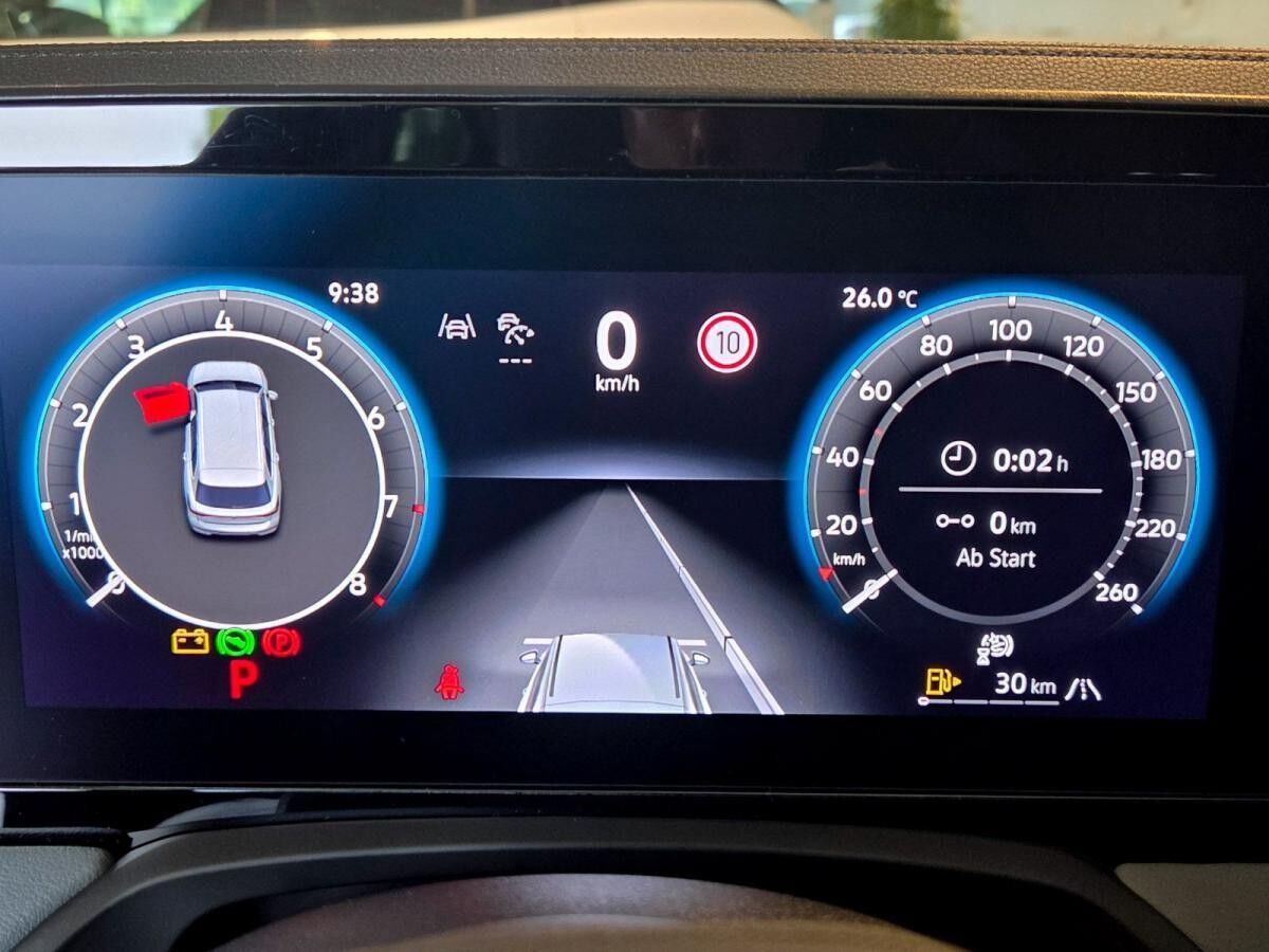 Volkswagen Passat Variant 1.5 eTSI DSG Business Navi ParkAssist Volkswagen Passat Variant 1.5 eTSI DSG Business Navi ParkAssist