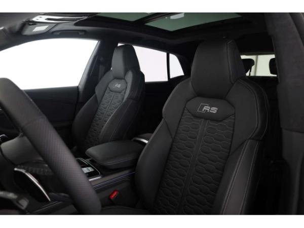 Audi RS Q8 TFSI quattro performance LP: 202.469,- /Head-up/Pano/RS-Exterieur/305 km/h