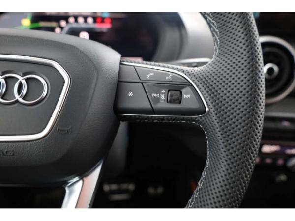 Audi SQ2 TFSI quattro LP: 65.397,- /SONOS/Matrix LED-ScheinwerferRückfahrkamera