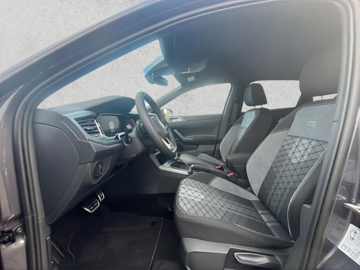 Volkswagen Taigo R-Line 1,0 l TSI OPF ) 7-Gang-Doppelkupplungsgetriebe DSG