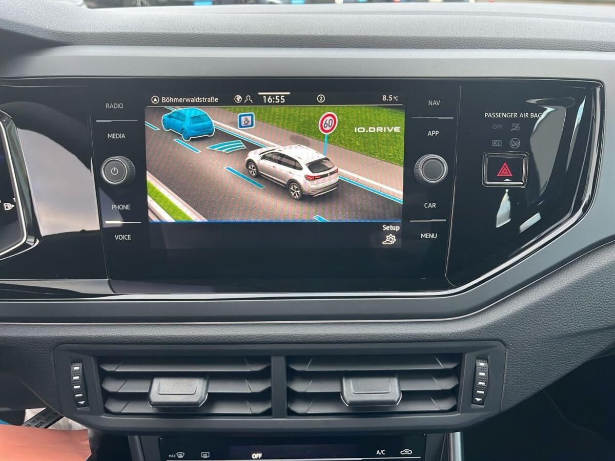 Volkswagen Taigo R-Line 1,0 l TSI OPF ) 7-Gang-Doppelkupplungsgetriebe DSG