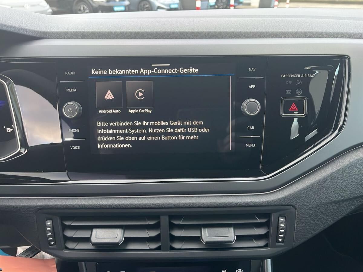 Volkswagen Taigo R-Line 1,0 l TSI OPF ) 7-Gang-Doppelkupplungsgetriebe DSG