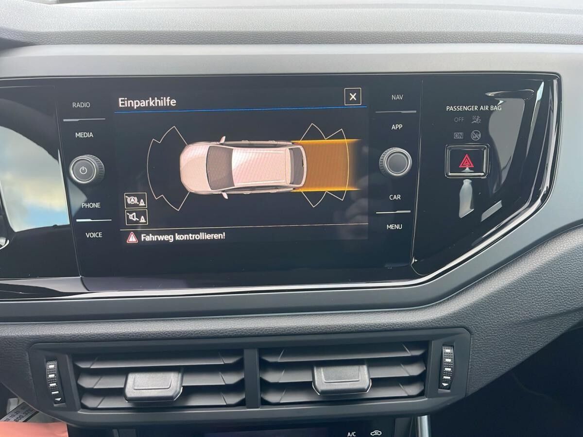 Volkswagen Taigo R-Line 1,0 l TSI OPF ) 7-Gang-Doppelkupplungsgetriebe DSG