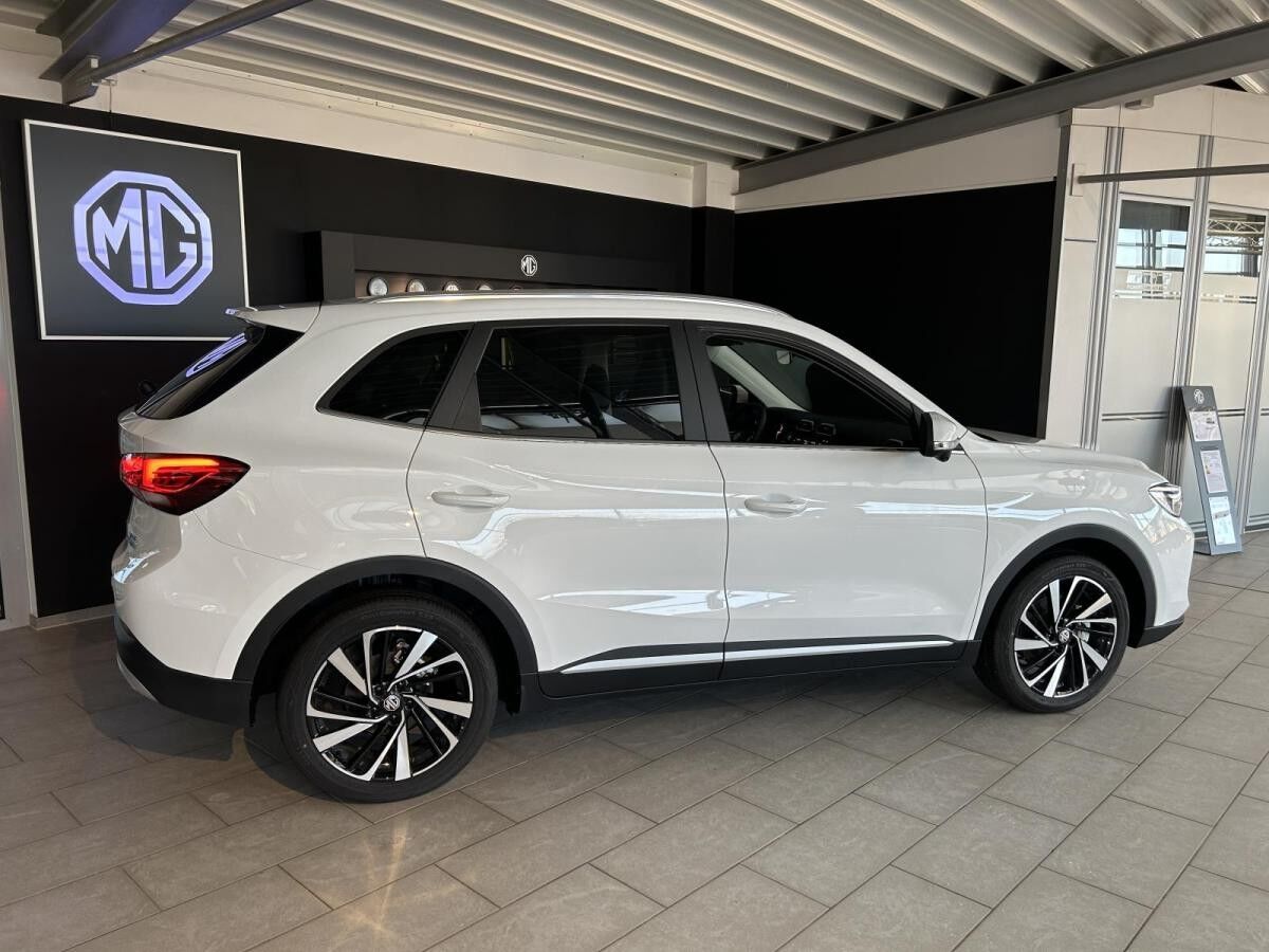 MG ZS 1.5 Hybrid+ Luxury (Privat)