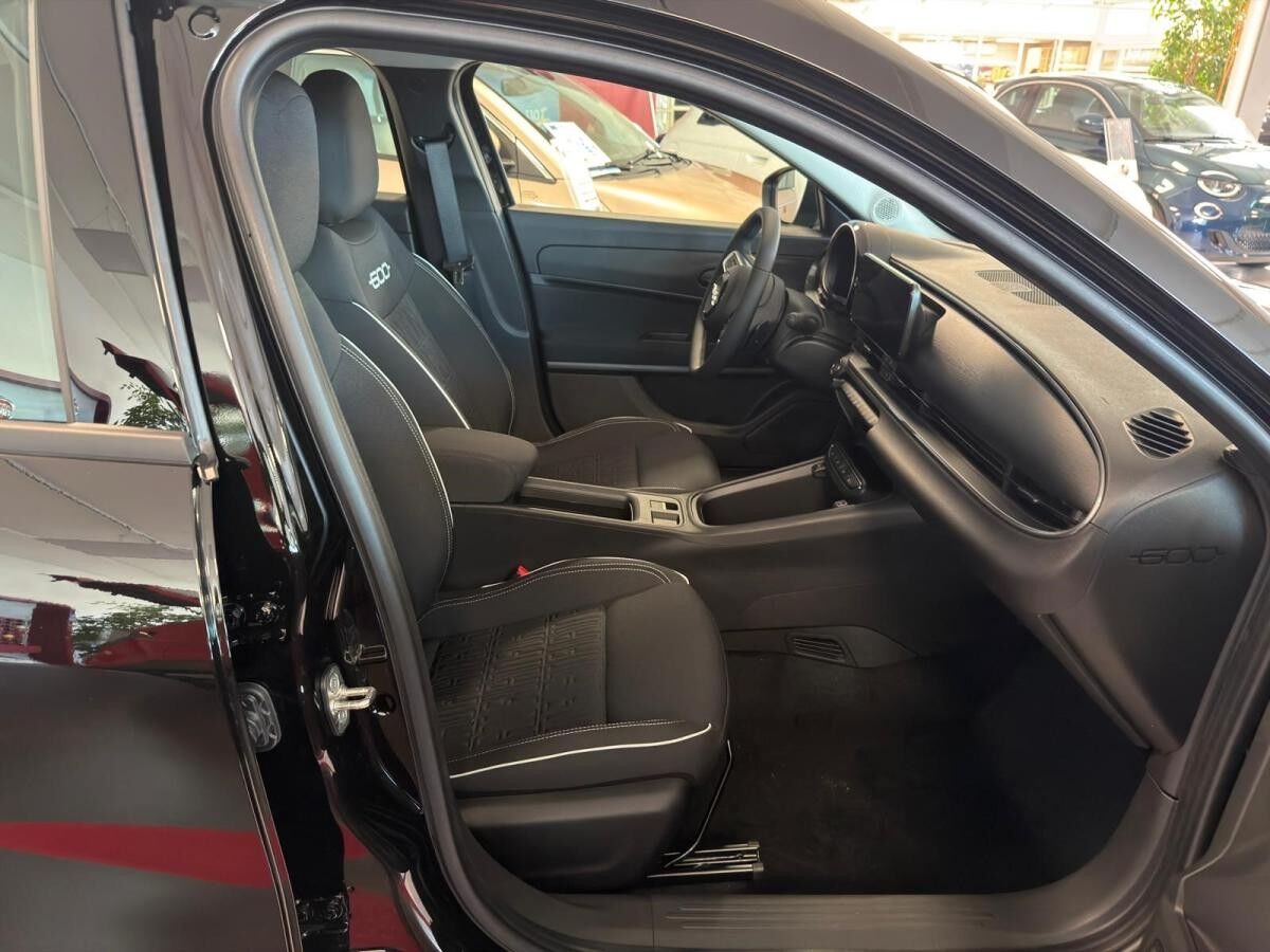 Fiat 600 Hybrid Business Edition 1.2 T3 Verfügbar in 5 Farben Abholung Mannheim