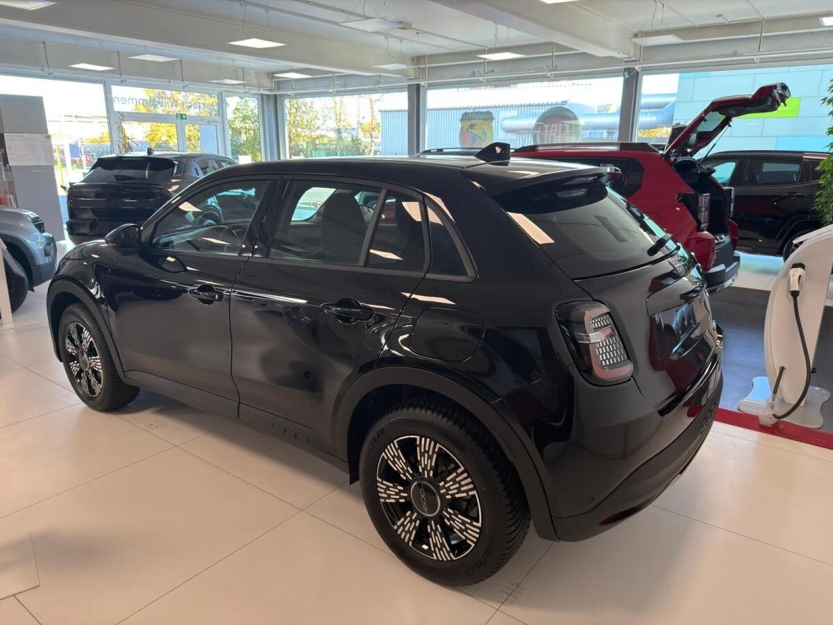 Fiat 600 Hybrid Business Edition 1.2 T3 Verfügbar in 5 Farben Abholung Mannheim