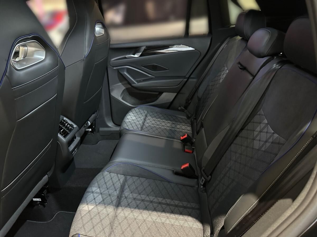 Volkswagen Tiguan R-Line BlackStyle eTSI 7-Gang-DSG