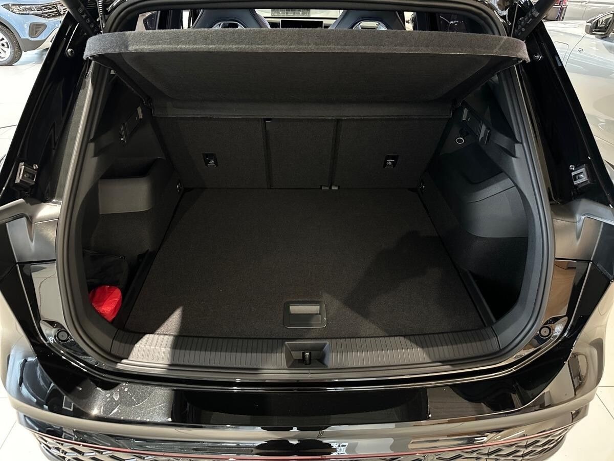 Volkswagen Tiguan R-Line BlackStyle eTSI 7-Gang-DSG