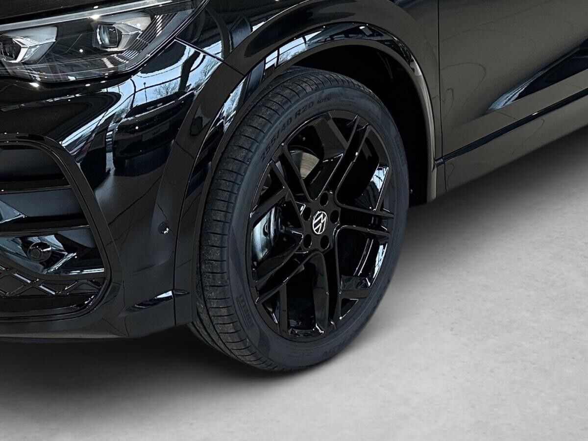 Volkswagen Tiguan R-Line BlackStyle eTSI 7-Gang-DSG