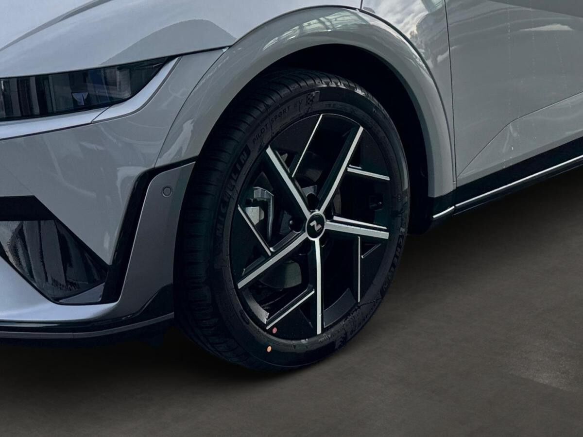 Hyundai IONIQ 5 84kWh 325 PS Allradantrieb N Line X/ Park-Paket/ Sitz-Paket