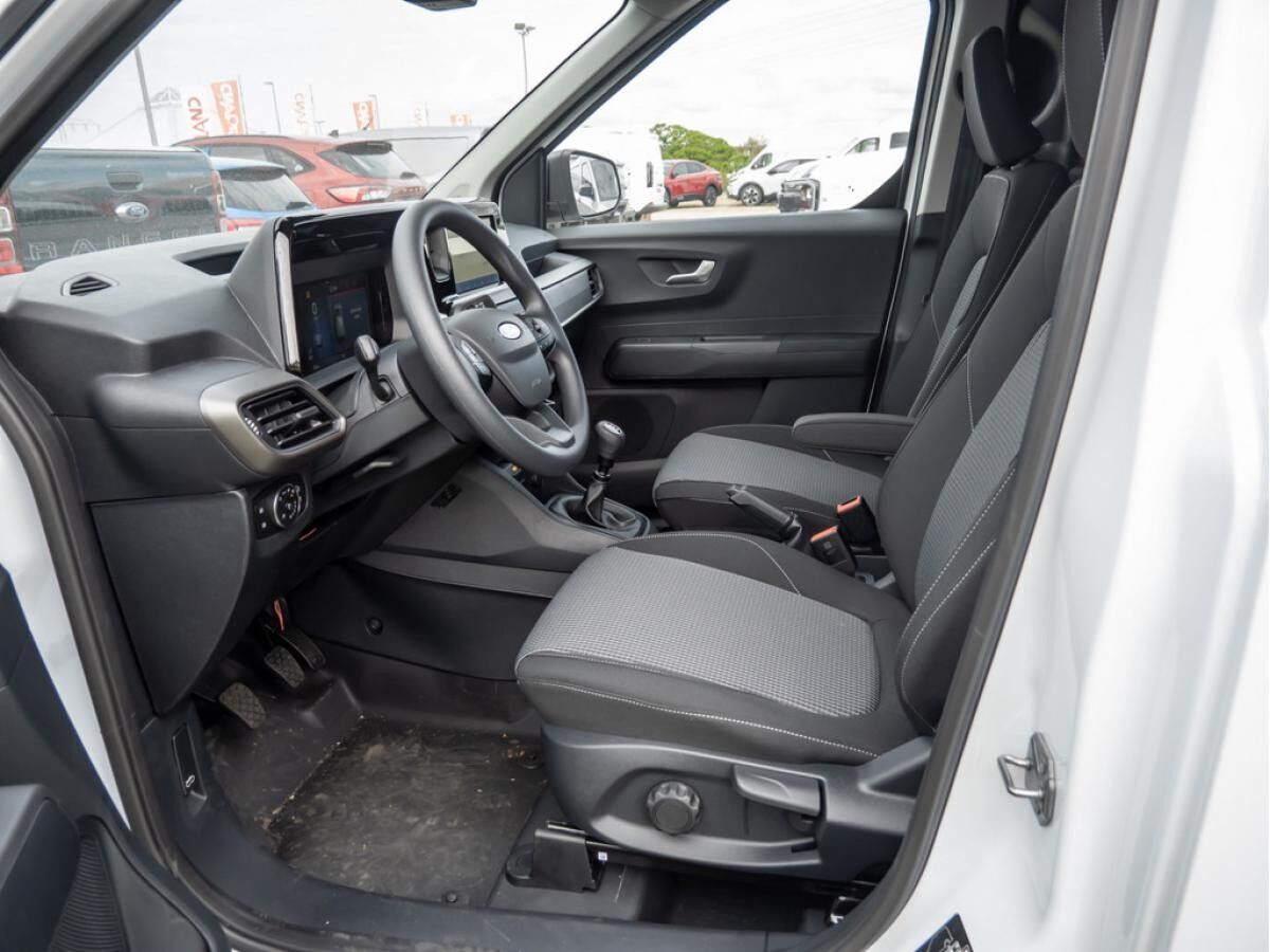 Ford Transit Courier Trend PPS AHZV Klima AppleCarPlay AndroidAuto -K.T.-