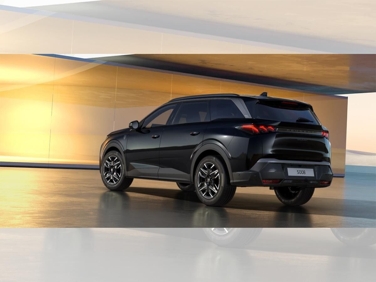 Peugeot 5008 Hybrid 145 e-DSC6 GT/ Ganzjahresreifen/ AHK / Pano/ Drive Assist P. sofort verfügbar