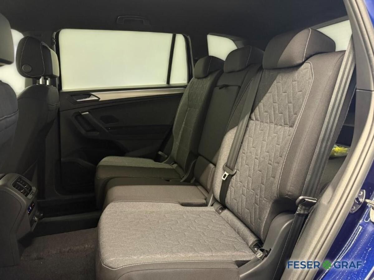 Volkswagen Tiguan Allspace MOVE AHK / KAMERA / NAVI / SHZ