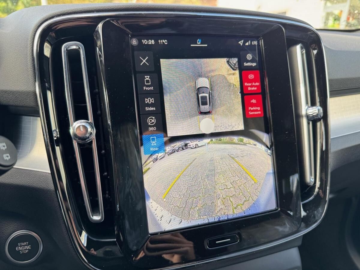 Volvo XC40 B3 DKG PLUS DARK - Pixel - 360 - Sofort lieferbar!