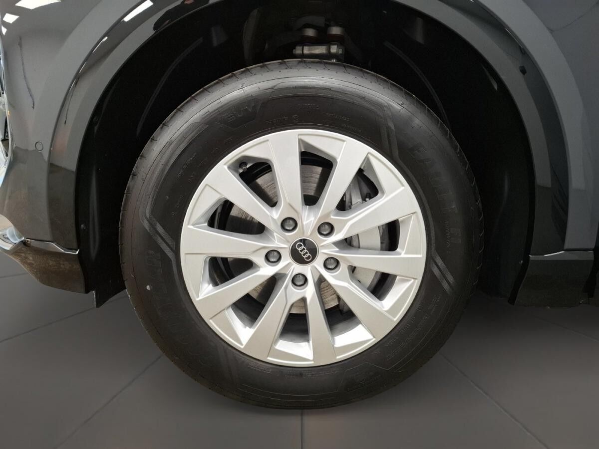 Audi Q6 e-tron Matrix 360° 4xSHZ ACC 19