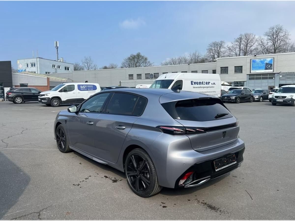 Peugeot 308 GT Hybrid 145 e-DSC6*BLACK-WEEK-SPECIAL* Peugeot 308 GT Hybrid 145 e-DSC6*BLACK-WEEK-SPECIAL*