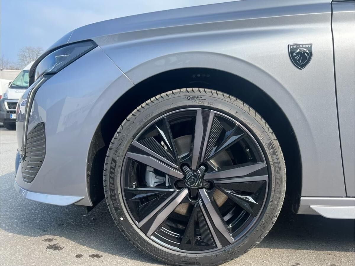 Peugeot 308 GT Hybrid 145 e-DSC6*BLACK-WEEK-SPECIAL* Peugeot 308 GT Hybrid 145 e-DSC6*BLACK-WEEK-SPECIAL*