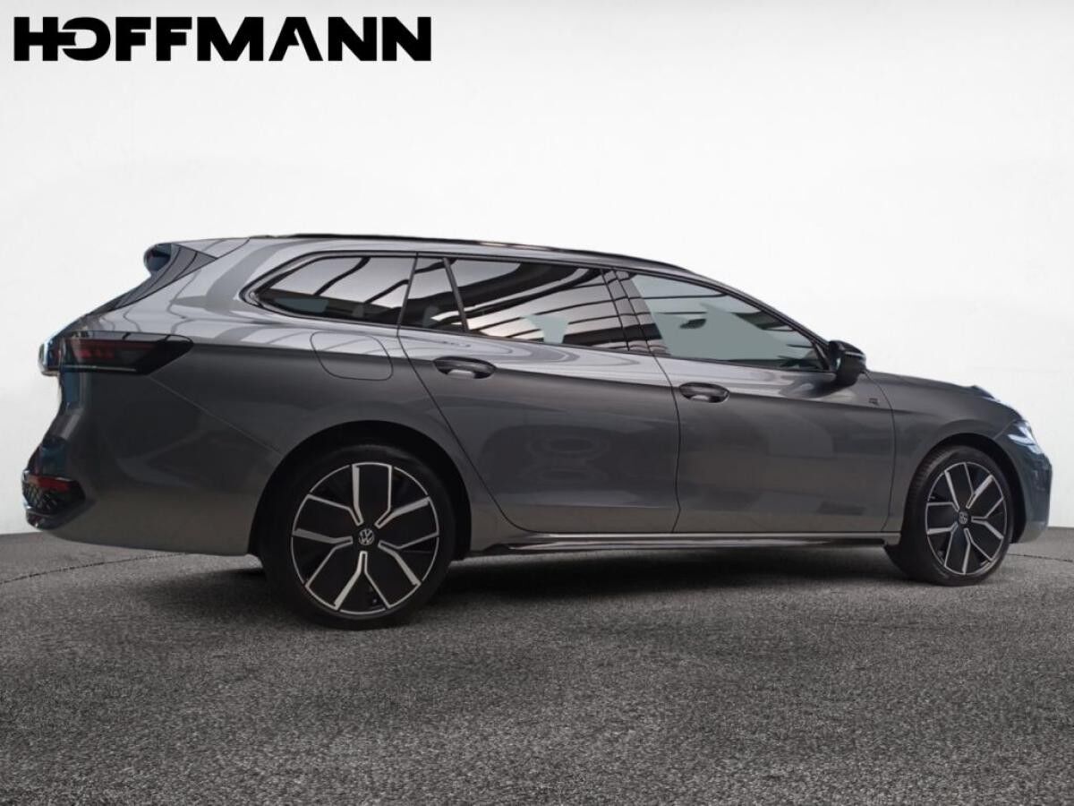 Volkswagen Passat 1.5 eHybrid 130kW DSG R-Line SIGNATURE *SOFORT VERFÜGBAR*