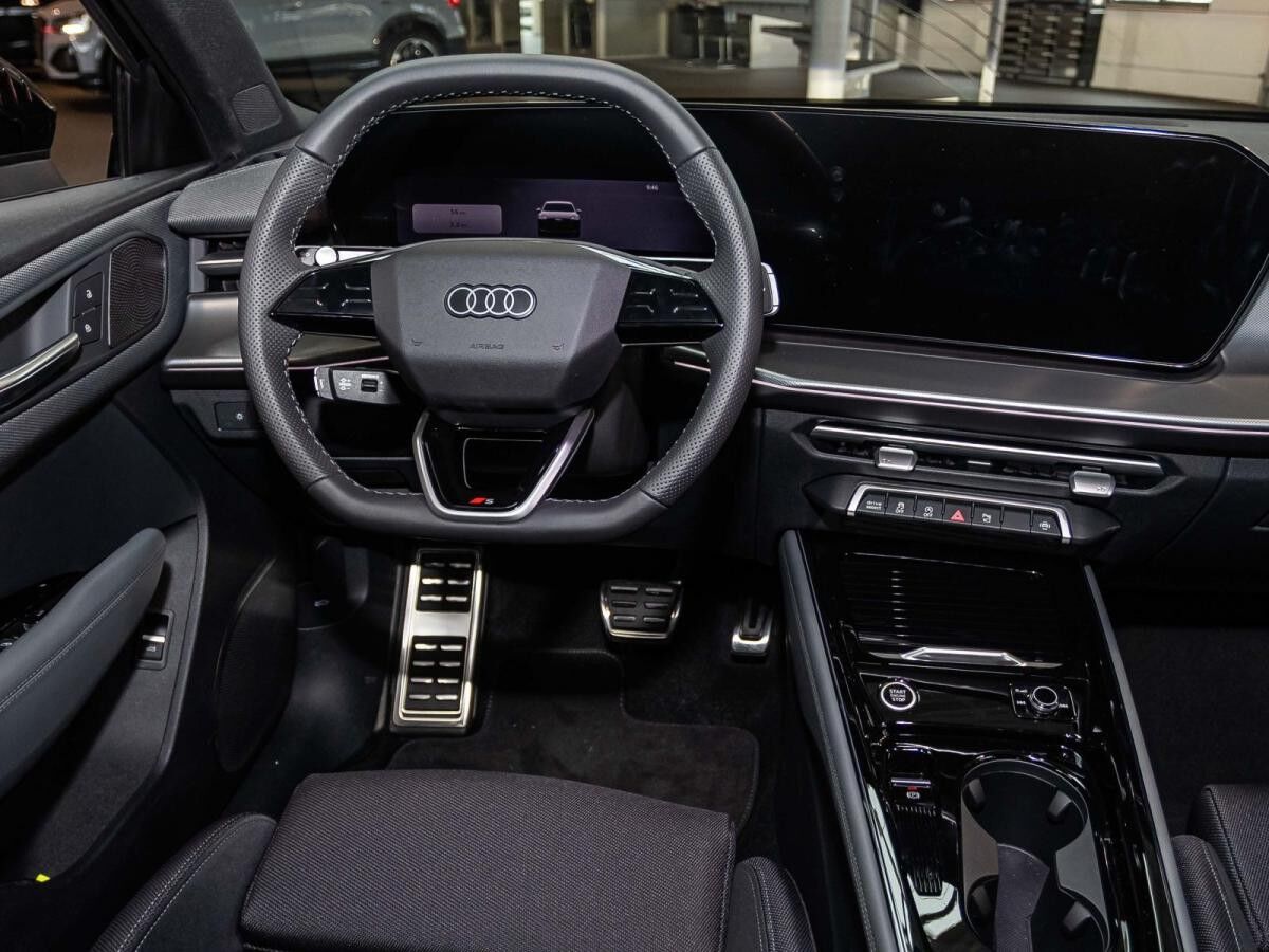 Audi Q3 SUV TFSI S tronic S-Line Tech-Plus Dynamik
