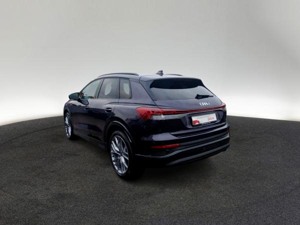 Audi Q4 e-tron 45 S-Line 21 AHK HuD NAVI PANO RFK WÄPU