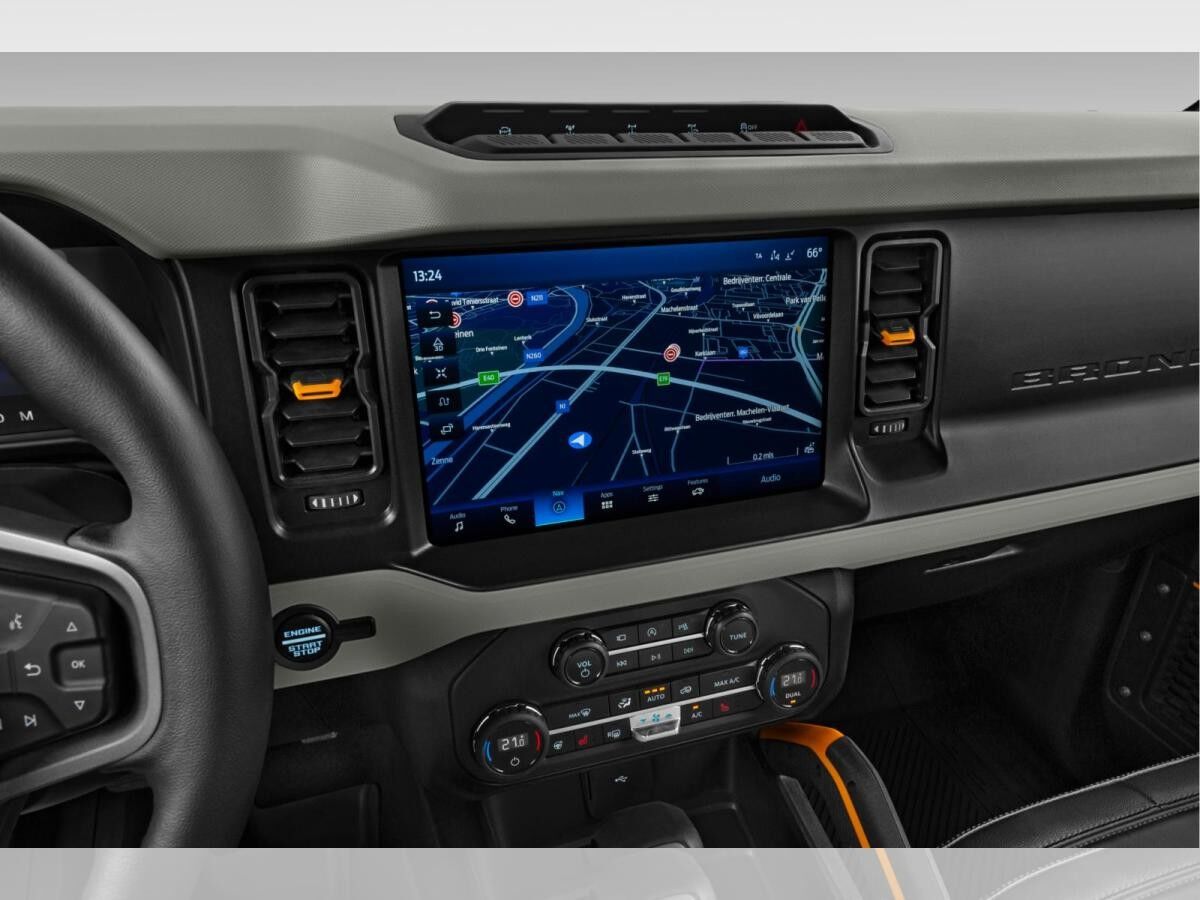 Ford Bronco Badlands V6 4x4 NAVI KAMERA LEDER uvm. Ford Bronco Badlands V6 4x4 NAVI KAMERA LEDER uvm.