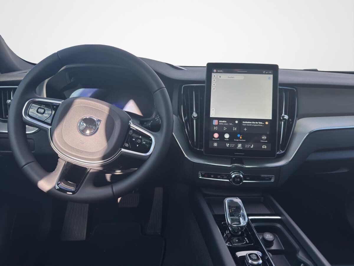 Volvo XC60 Plus Black Edition 2026 T8 AWD