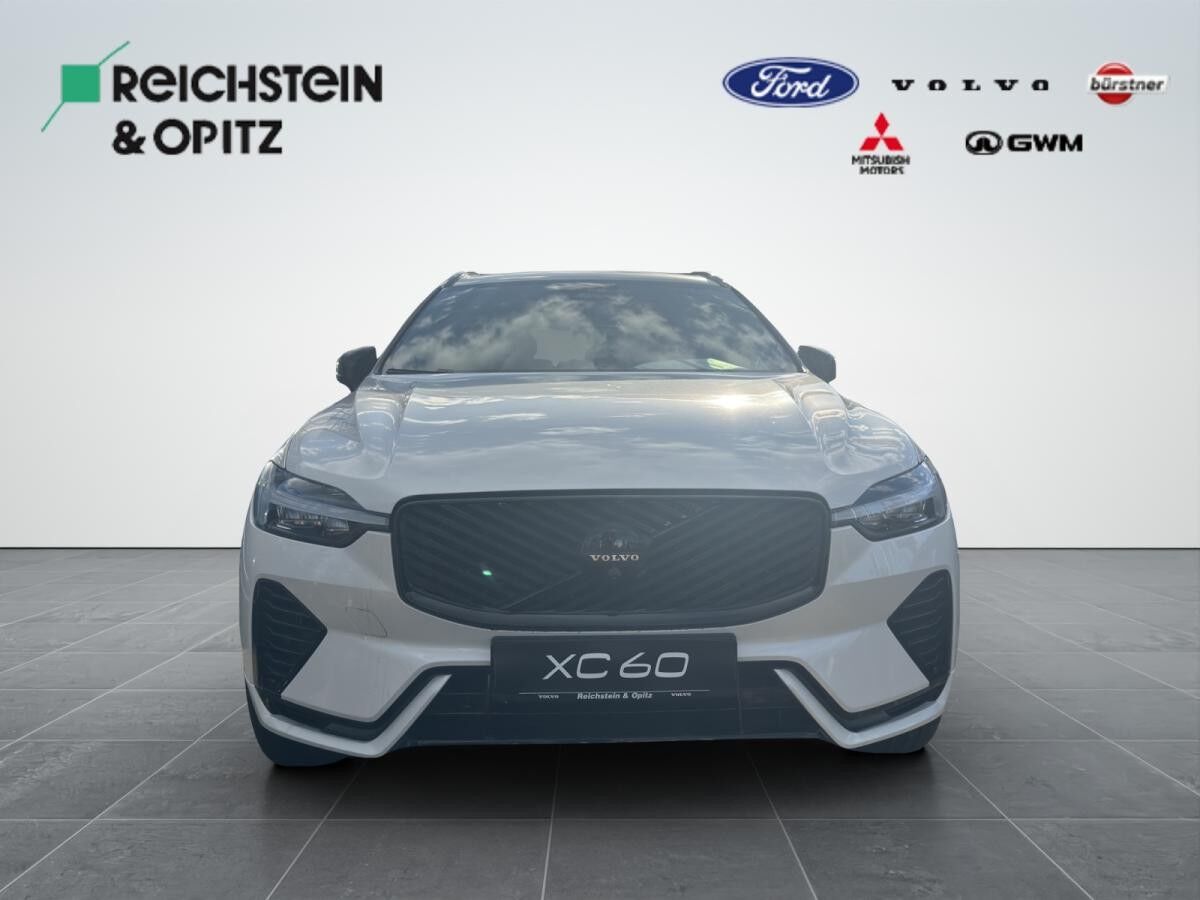 Volvo XC60 Plus Black Edition 2026 T8 AWD