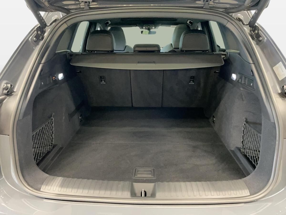 Audi SQ6 e-tron SQ6 SUV e-tron 360 4xSHZ ACC AHK AUT Akustikglas