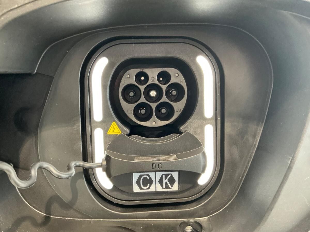 MG S5 EV Standard Range Comfort