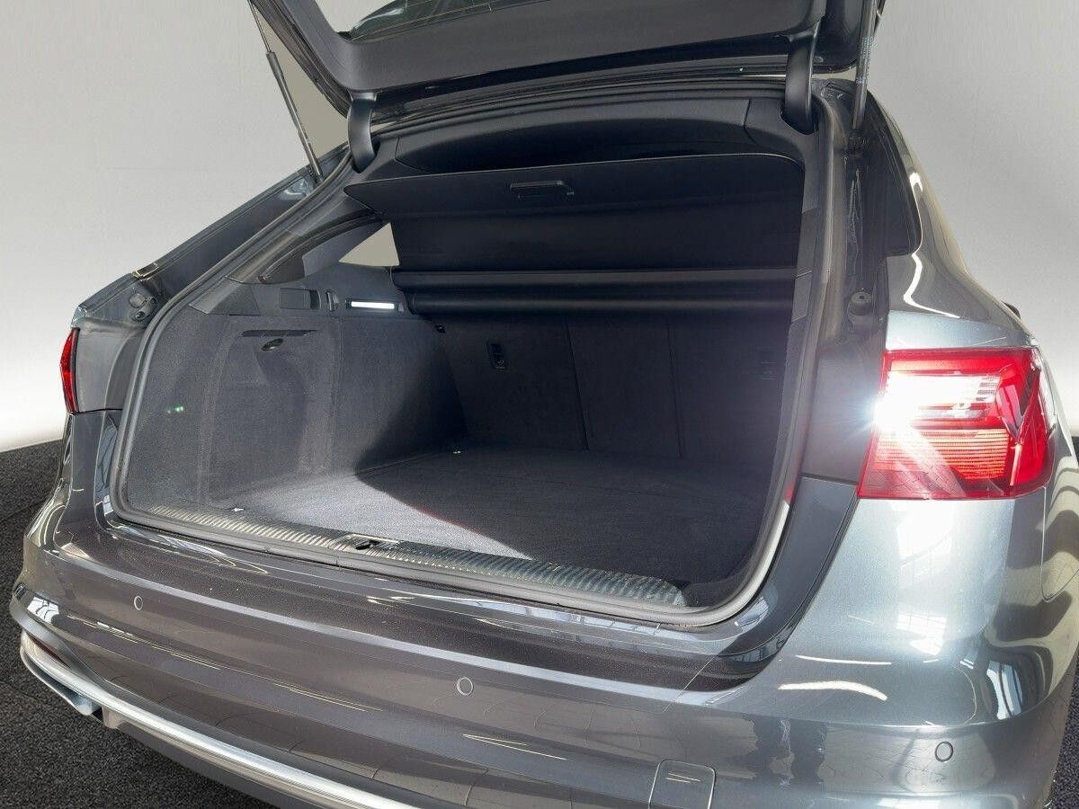 Audi A4 Avant advanced 35 TFSI LED Kamera Navi DAB