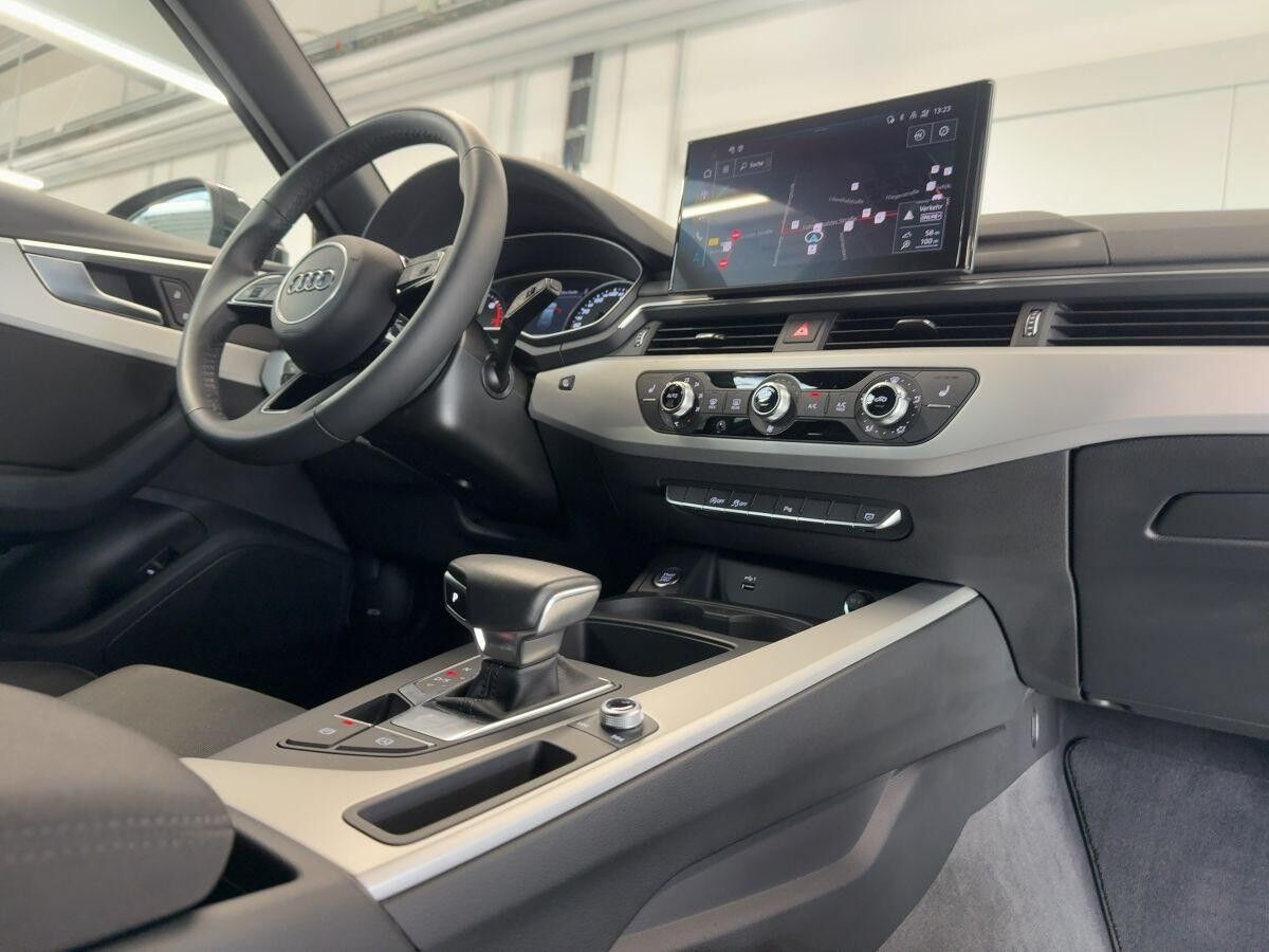 Audi A4 Avant advanced 35 TFSI LED Kamera Navi DAB