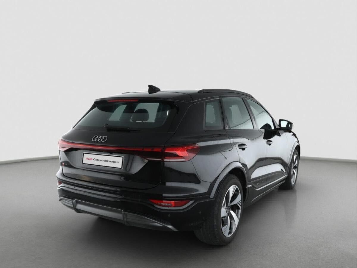 Audi Q6 e-tron quattro 360 4xSHZ ACC AUT Akustikglas