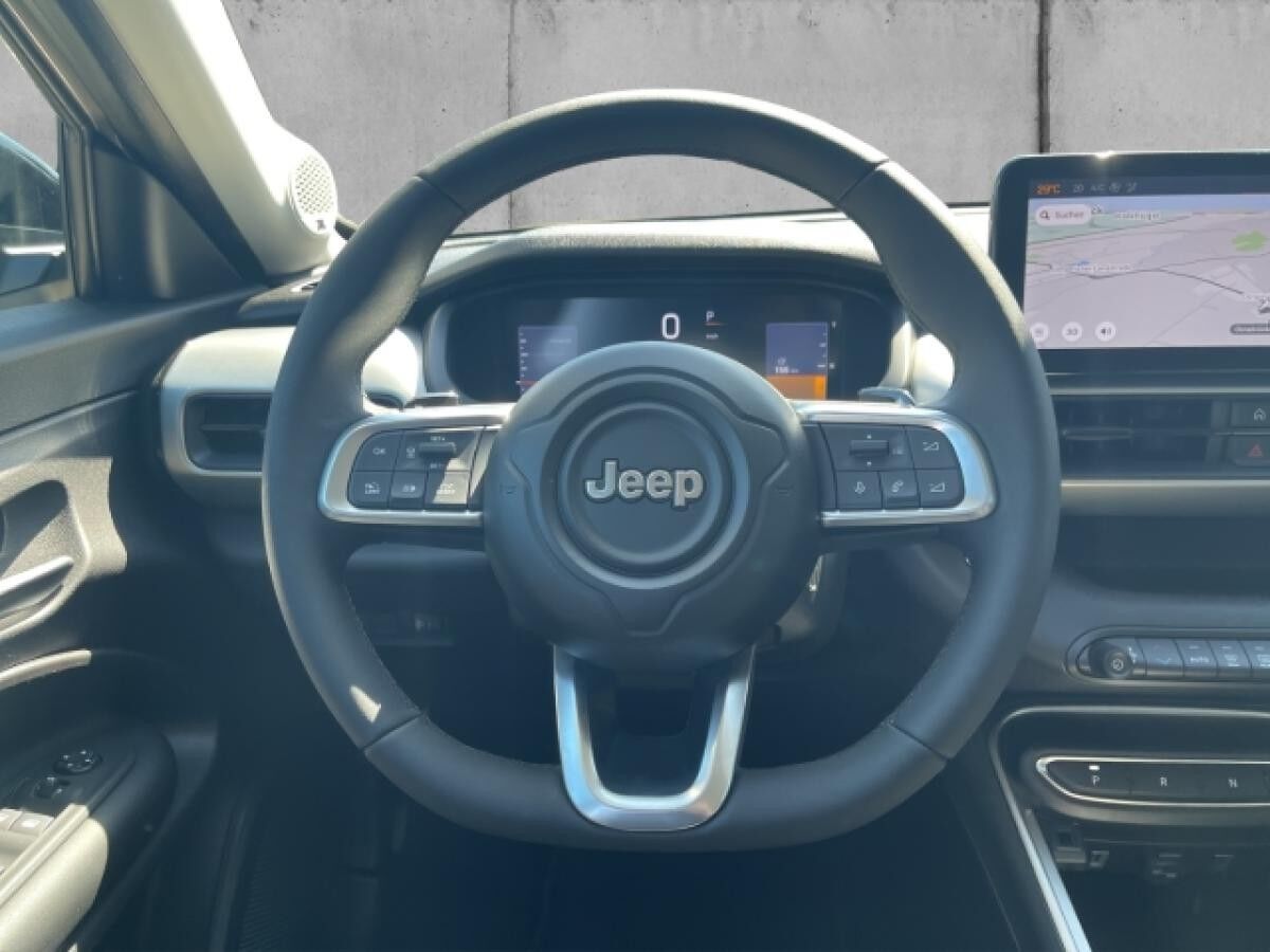 Jeep Avenger Altitude Automatik VORLAUF ALLWETTER+PDC+KAMERA+CARPLAY+SHZ