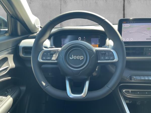 Jeep Avenger Altitude Automatik VORLAUF ALLWETTER+PDC+KAMERA+CARPLAY+SHZ