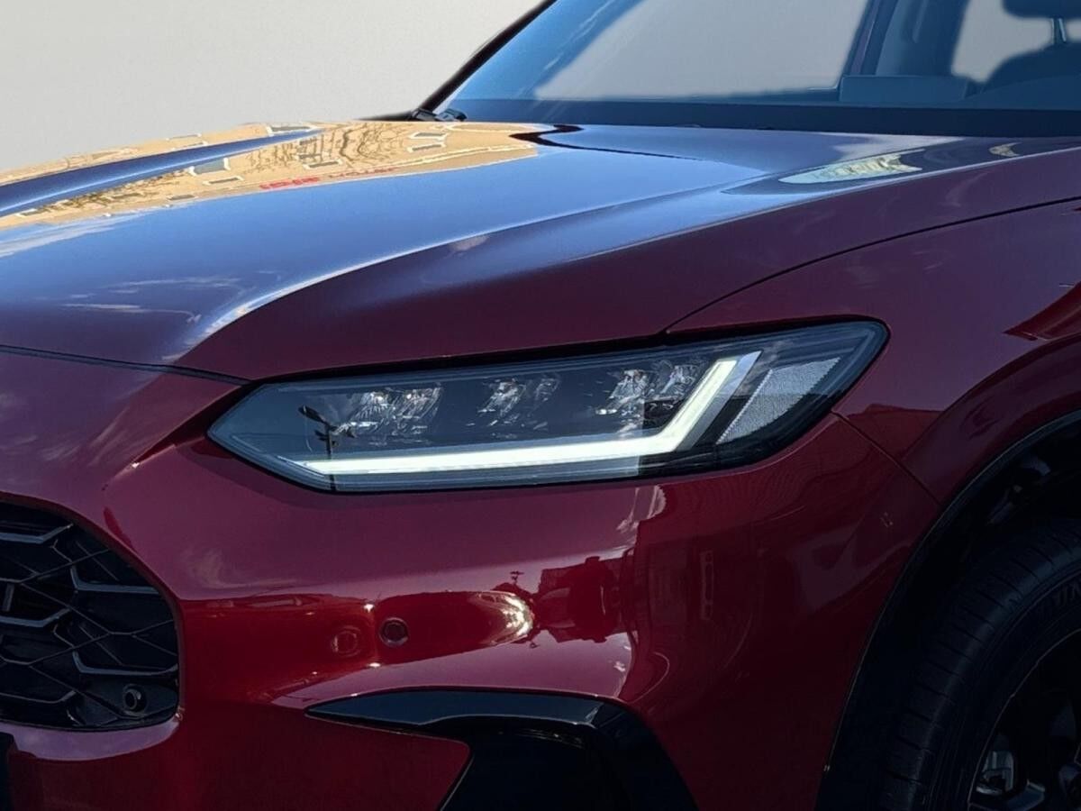 Honda ZR-V Sport mit Black Emblem