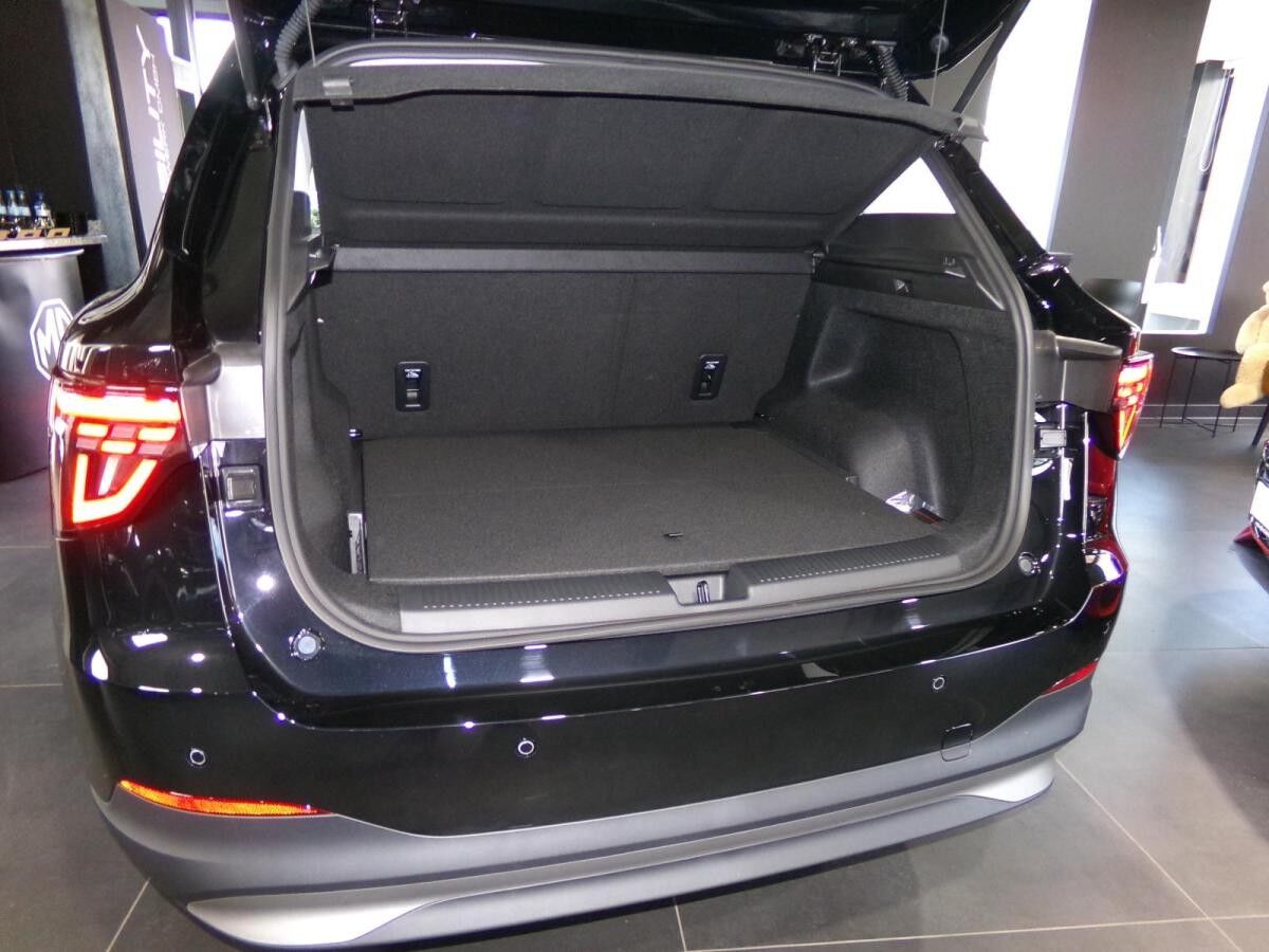 MG S5 EV Comfort Standard Range Black Month *Gewerbe*