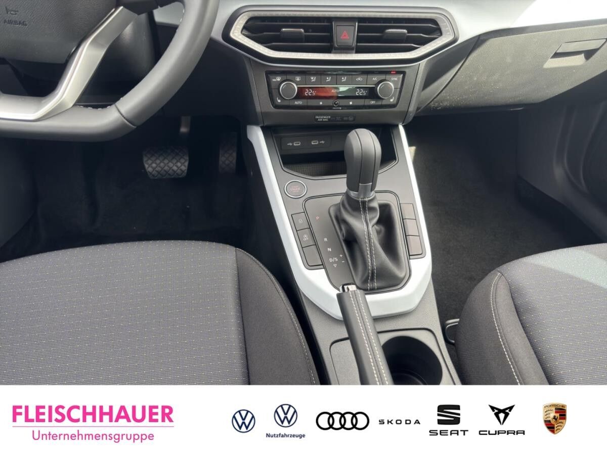 Seat Arona Road Edition 1.0 TSI 85 kW (116 PS) 7-Gang-DSG, AHK