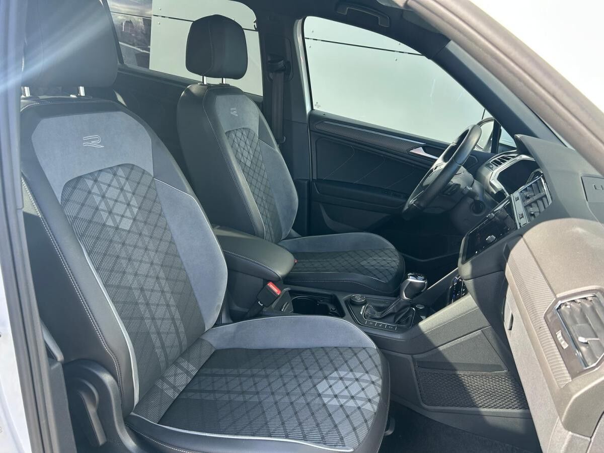 Volkswagen Tiguan Allspace 2.0 TDI DSG 4M R-Line AHK Matrix