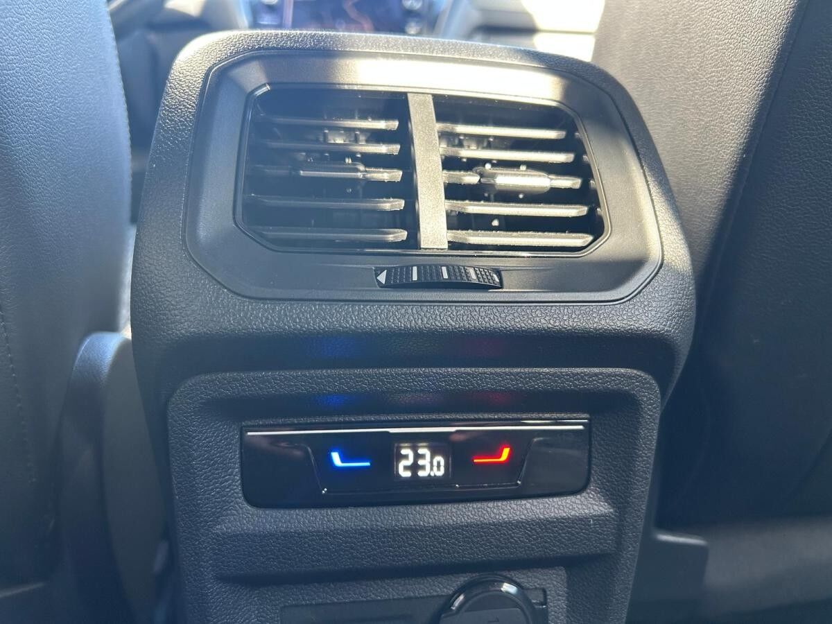 Volkswagen Tiguan Allspace 2.0 TDI DSG 4M R-Line AHK Matrix