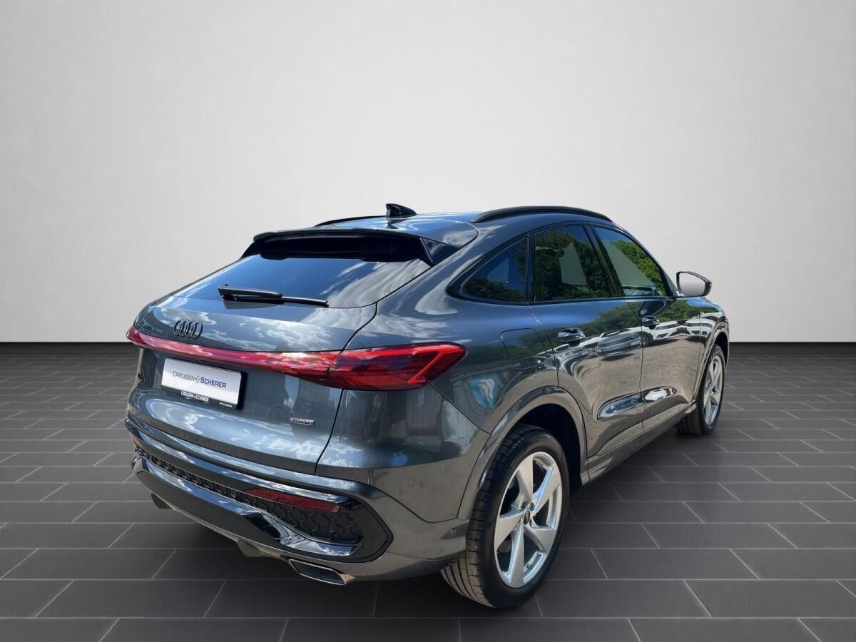Audi Q5 Sportback TFSI quattro S tronic Audi Q5 Sportback TFSI quattro S tronic